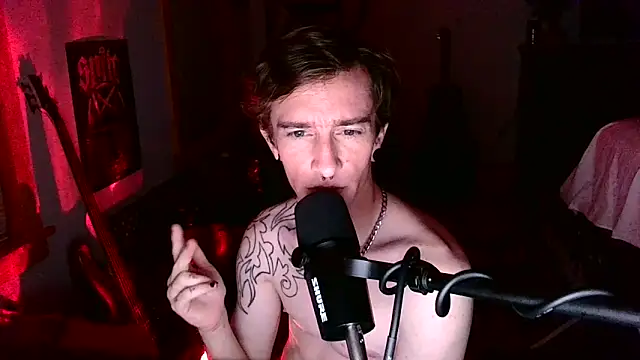 LEVIATHANX666 Show in webcam