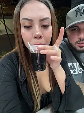 lindaandtony: вебкам-шоу