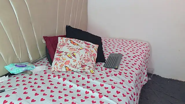 aly_n_sebas Live XXX Chat