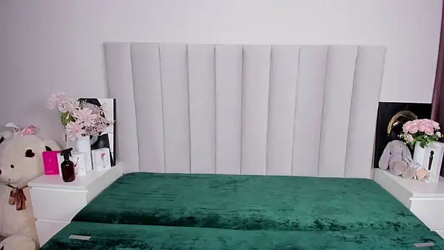 MiaKarlos – Live XXX-chat