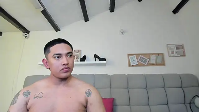 erotic_sins' Webcam Show