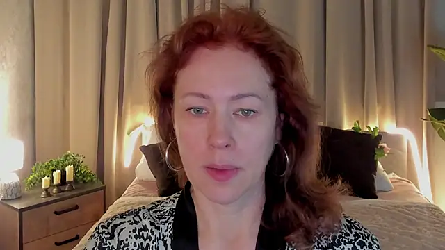 Chat +18 de LeticiaRomano ao vivo