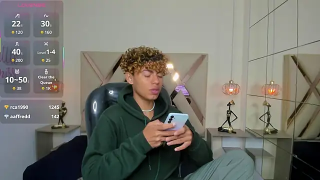 Anyelo_Twink webcam show