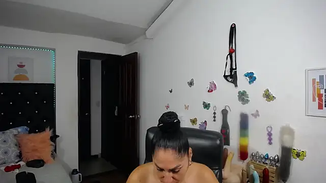 mature_bigboobs10 Chat XXX live