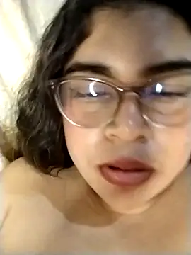 Diamily: απευθείας συνομιλία ΧΧΧ