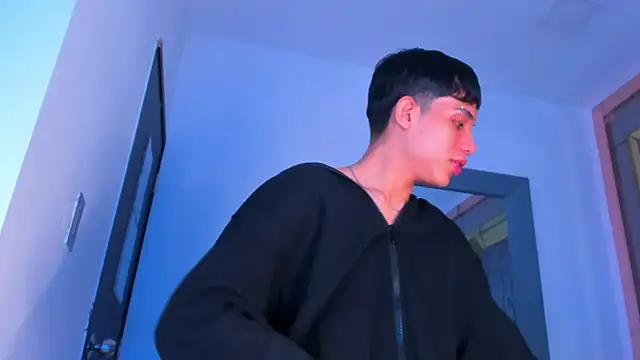 Sebax_Young: απευθείας συνομιλία ΧΧΧ