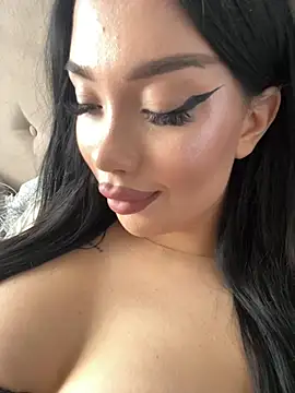 kiss_Lissa Chat XXX in diretta