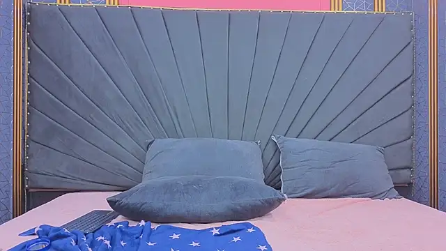 Melody_Horney Chat XXX in diretta