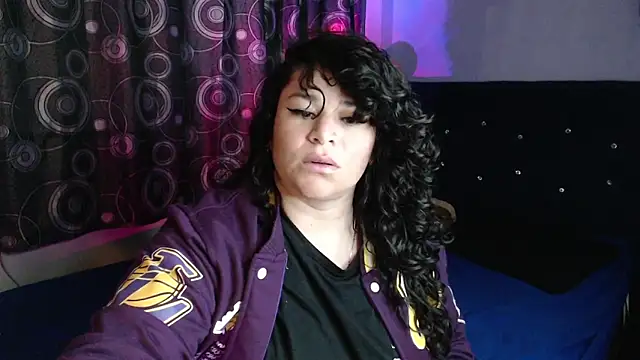 Chat XXX ao vivo de ANGELIQUE_KLANE