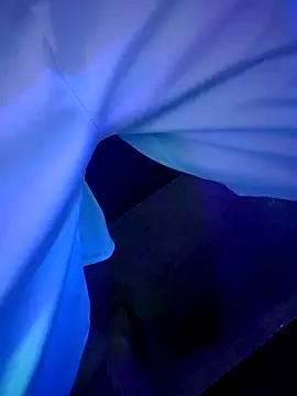 chronic_vibez Show in webcam