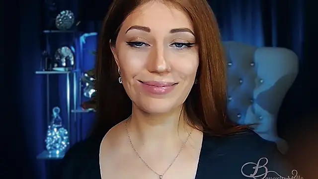 Chat +18 de MissBeverlyMills ao vivo