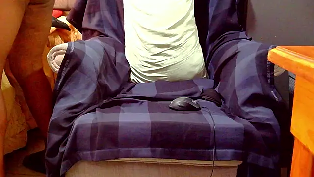 CharlesBlk-79's Webcam Show