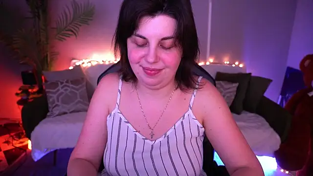 MirandaWong's Live XXX Chat