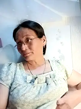 Cucci07: онлайн-секс-чат