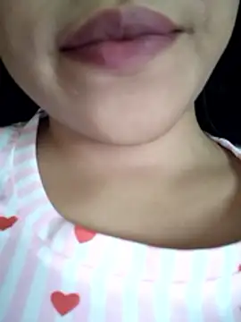 Anki-doll élő XXX-chatje