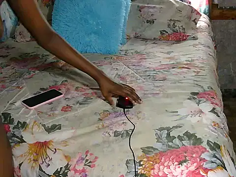 Zuzu_angel Live XXX-Chat