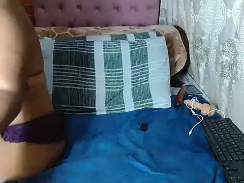 Bootyclit87xx Chat XXX live