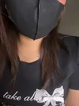 wild_puss live XXX chat