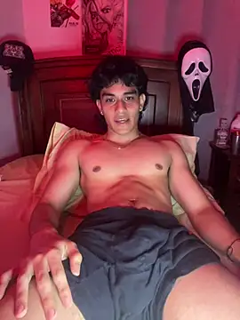 IronLatino Pertunjukan Webcam