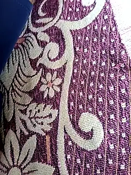 Romantic_boy9993 在線直播表演