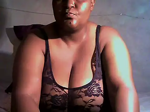 sweetmilkylady webcam show