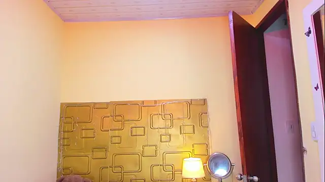 Julia_Haye 现场XXX聊天