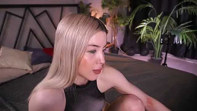 XXX chat uživo modela LindaThacker