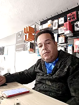 UrsoBissexualPauGrosso Webcamshow