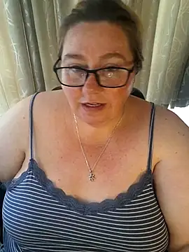 XXX chat uživo modela Iceprincess2bad4u