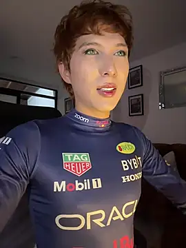 Conny_777 即時 XXX 聊天