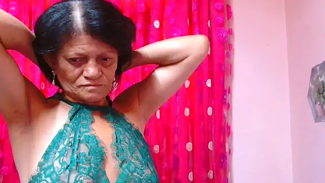 Živý XXX chat SLUTTYROXY