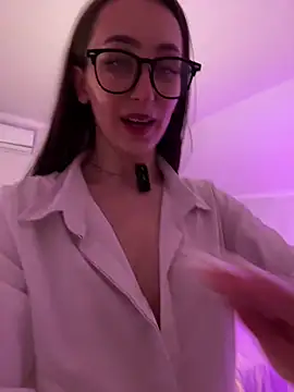 FlexibleDoll_'s Live XXX Chat