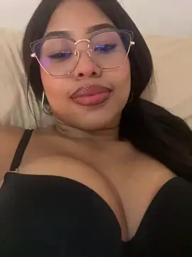 AnthonellaS' Live XXX Chat