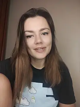 Chat +18 de KrissSexi ao vivo