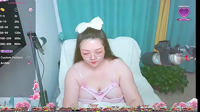 XXX chat uživo modela AngelwithEcup