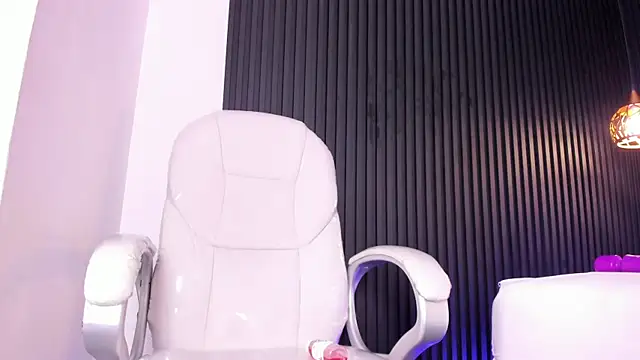 XXX chat uživo modela FireDollx