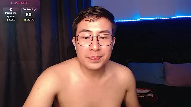 andrewmhilton_ webkamerás műsora