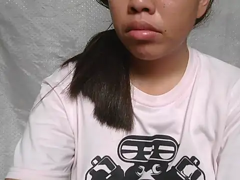 ChubbyButtyのライブXXXチャット