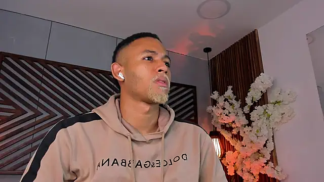 Czat XXX na żywo – B_Wild