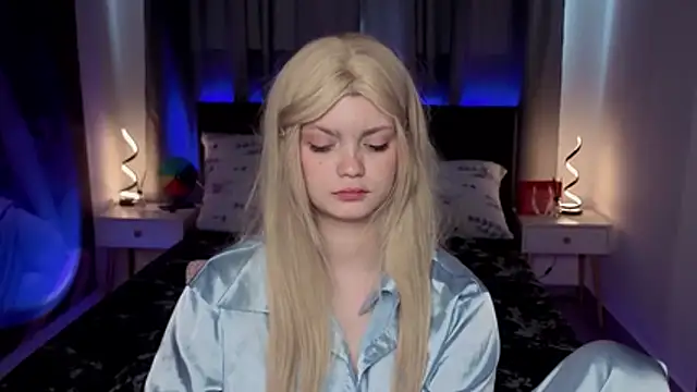 MileyRoodn Live XXX chat