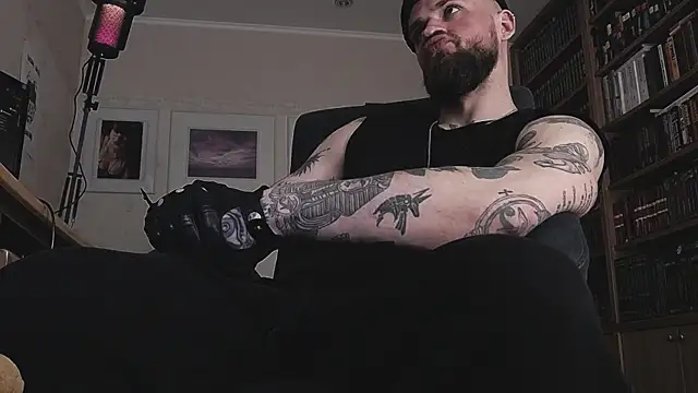 FindomJason Show in webcam