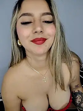 CelesteBlaze_ Chat XXX in diretta