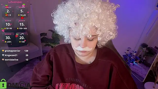 Mia_R0ss élő XXX-chatje