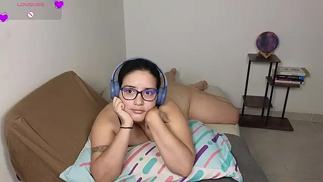 blue__moon_'s Live XXX Chat