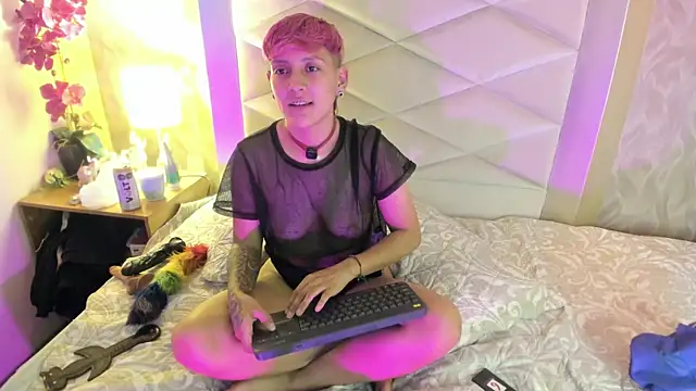 DannyRouds Chat XXX in diretta