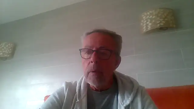 tuggy59: διαδικτυακό σόου στην κάμερα