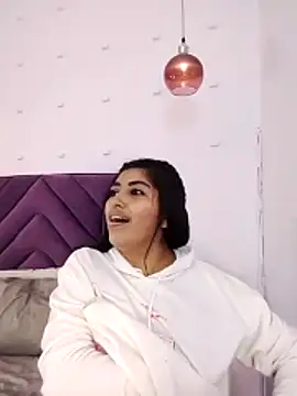 KaylachannellのライブXXXチャット