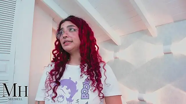 Chatroom XXX en direct de MizzHell