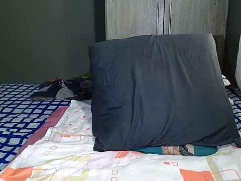 Chatroom XXX en direct de WetwetPussy31