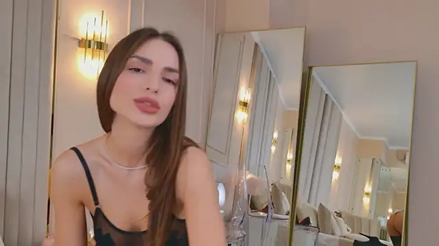 دردشة BellaHalles الجنسية المباشرة